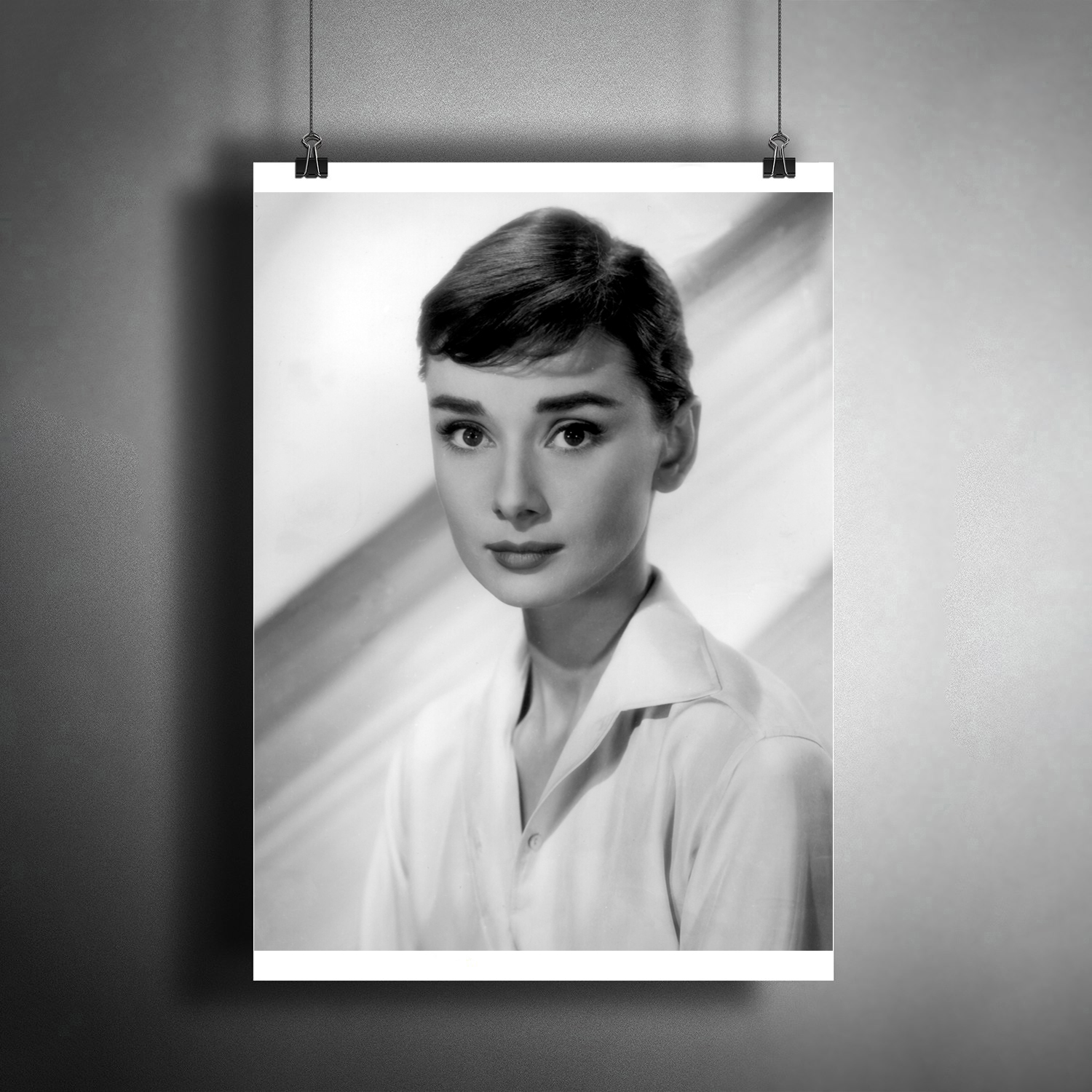 Audrey hepburn 1966. Audrey hepburn and her yorkshire terrier. мой дядя одри хепберн. мой дядя одри хепберн. жзл одри хепберн.