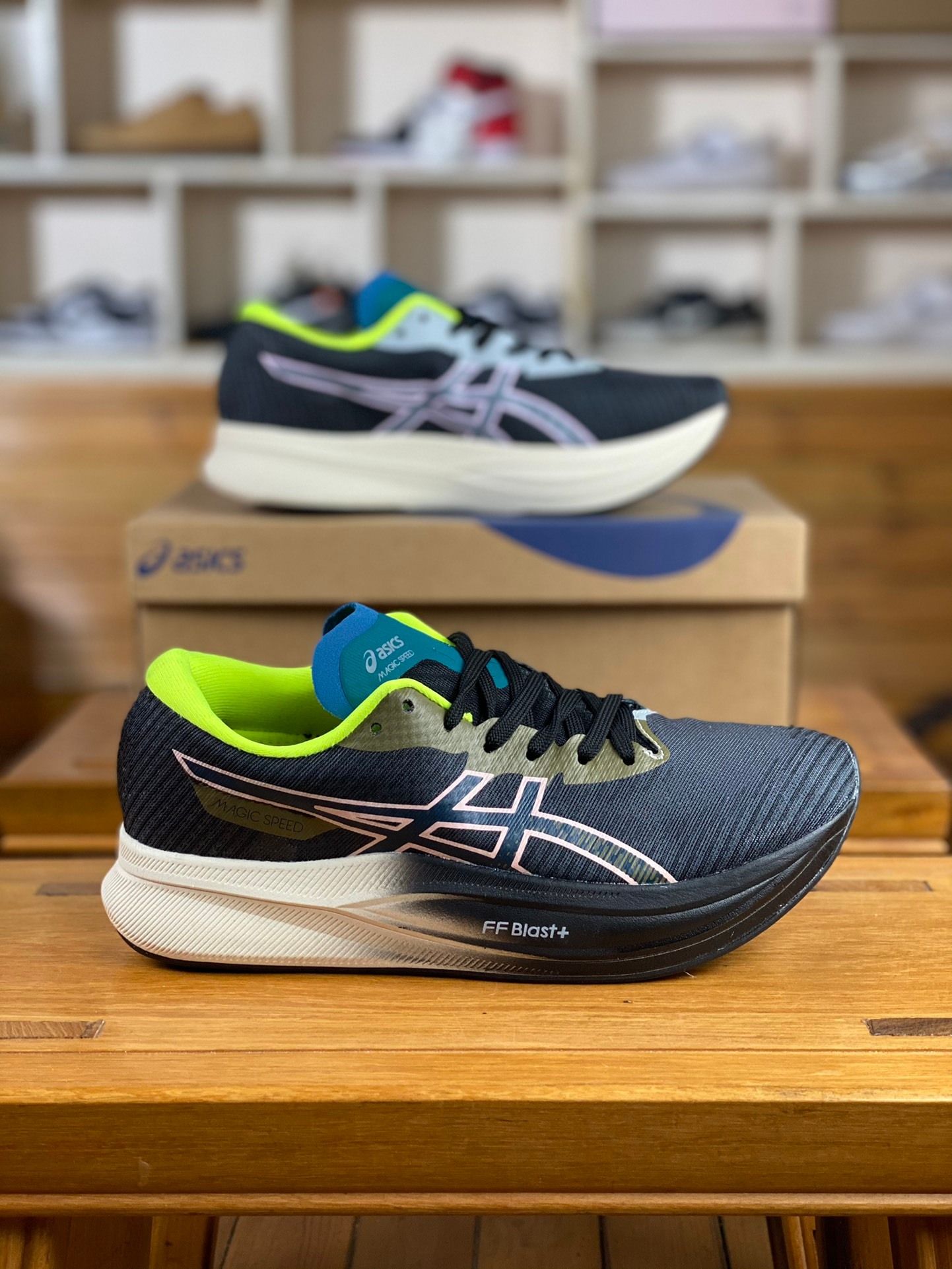 Асикс nyc. Асикс марафон. Asics metarise tokyo. Asics tokyo marathon 2024. Asics tokyo marathon 2024.
