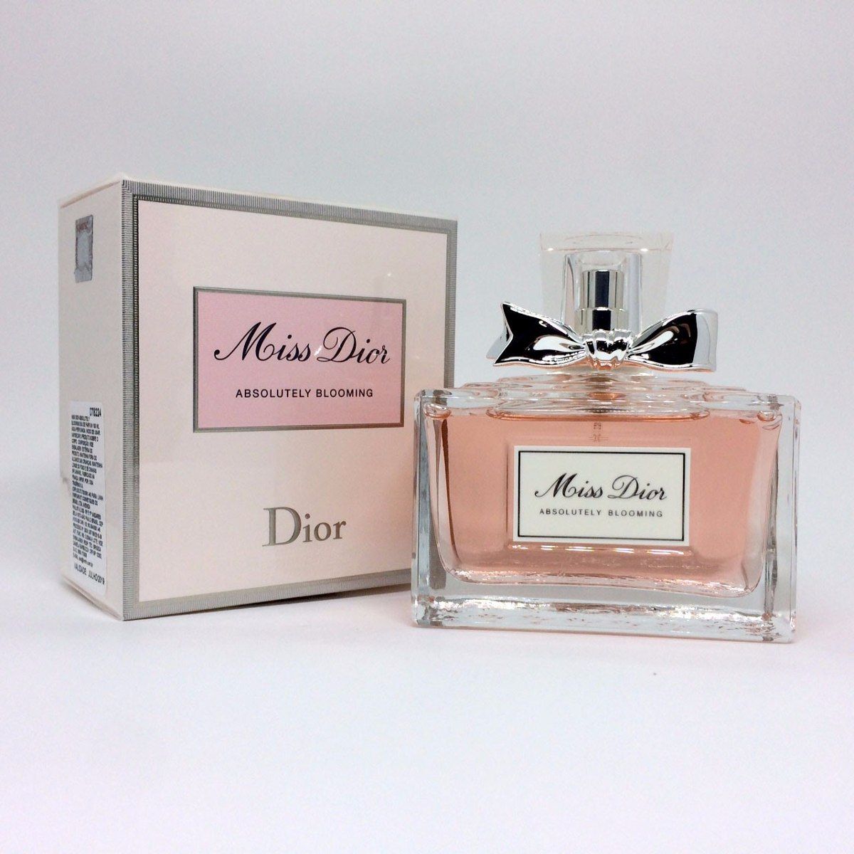 Духи мисс диор блуминг. Dior Miss Dior absolutely Blooming Eau de Parfum. Парфюм Miss Dior absolutely Blooming. Miss Dior absolutely Blooming 100. Christian Dior Miss Dior 100 ml.