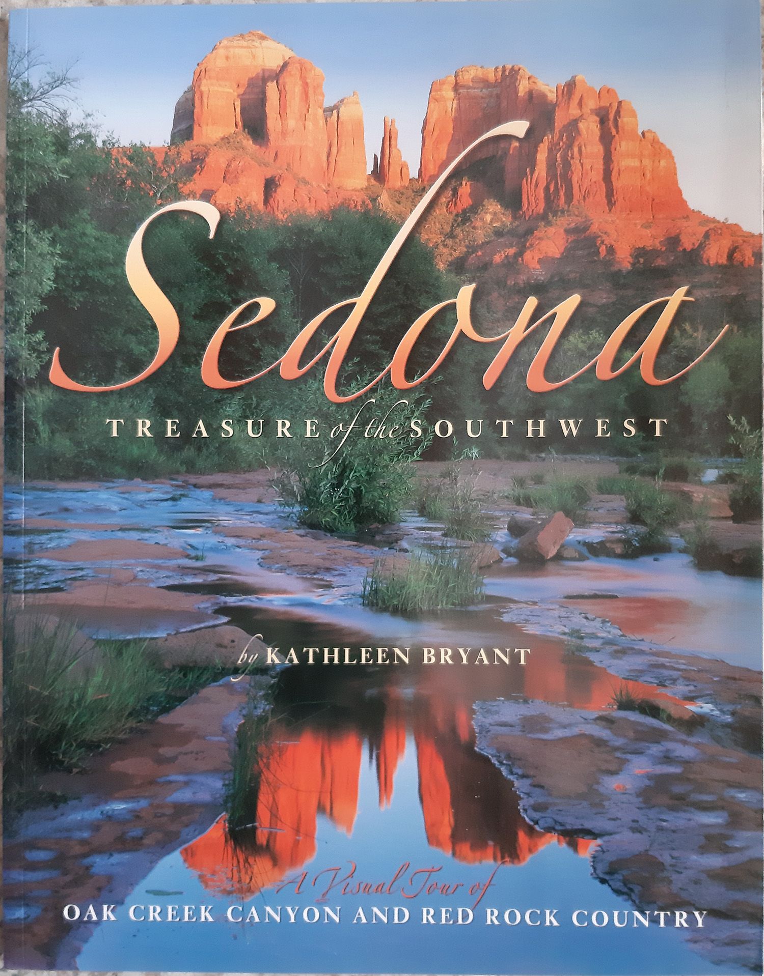 Каньон книга. Bryant Moon Spotlight Sedona.