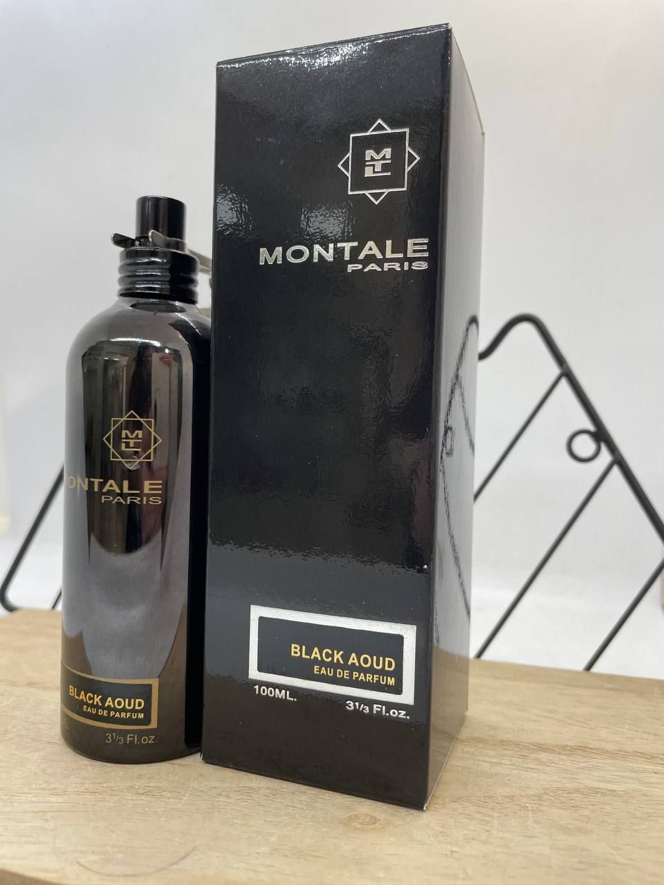 Jadah oud 50 ml. Духи монталь черный флакон. Montale black aoud, 100 ml. Черный монталь блэк уд. Montale paris духи мужские.