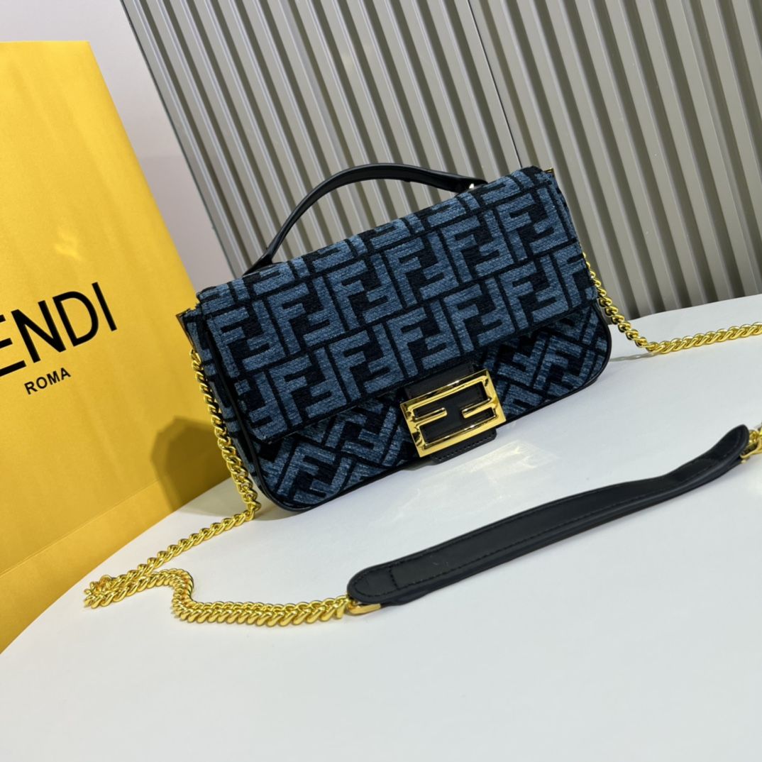 Fendi Сумки Купить В Москве Оригинал Женские