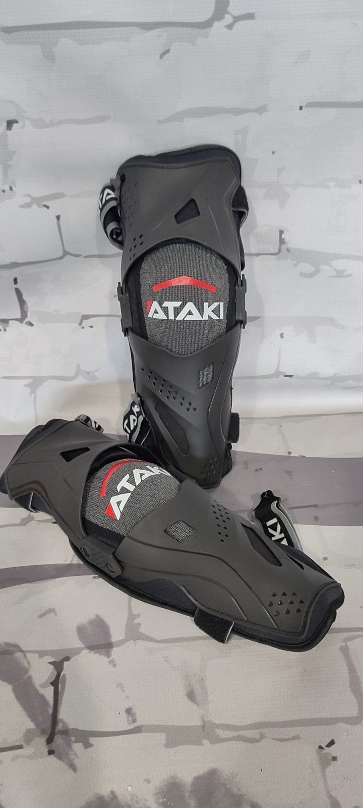 Защита колена ataki SC x11