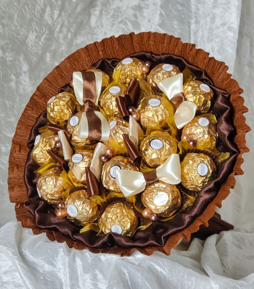 Р‘СѓРєРµС‚ РёР· Ferrero Rocher