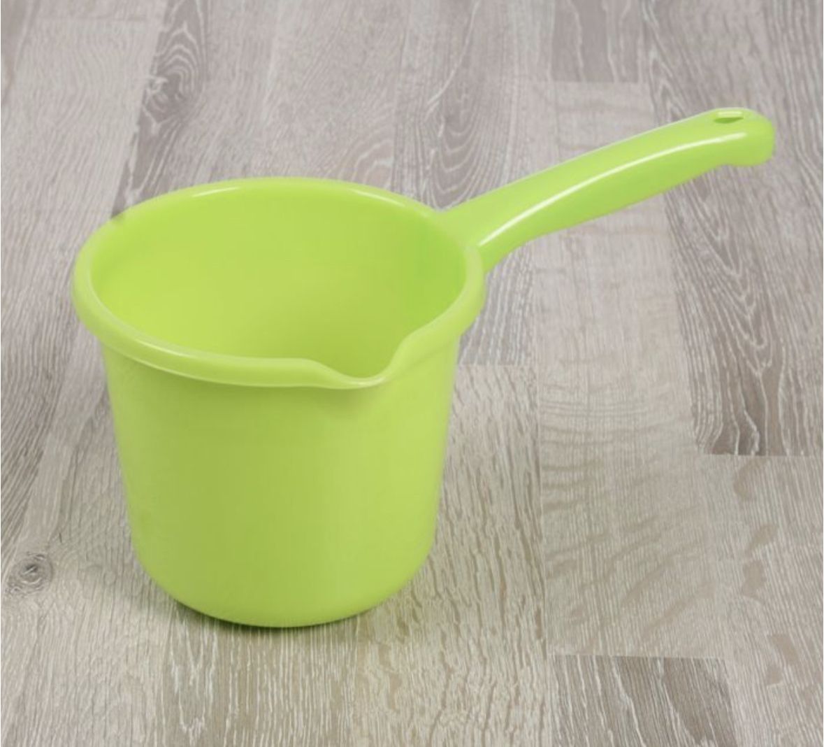 ковшик с носиком. млх. 1с43с ковш. 06119. ковш пластиковый с носиком 1 литр.