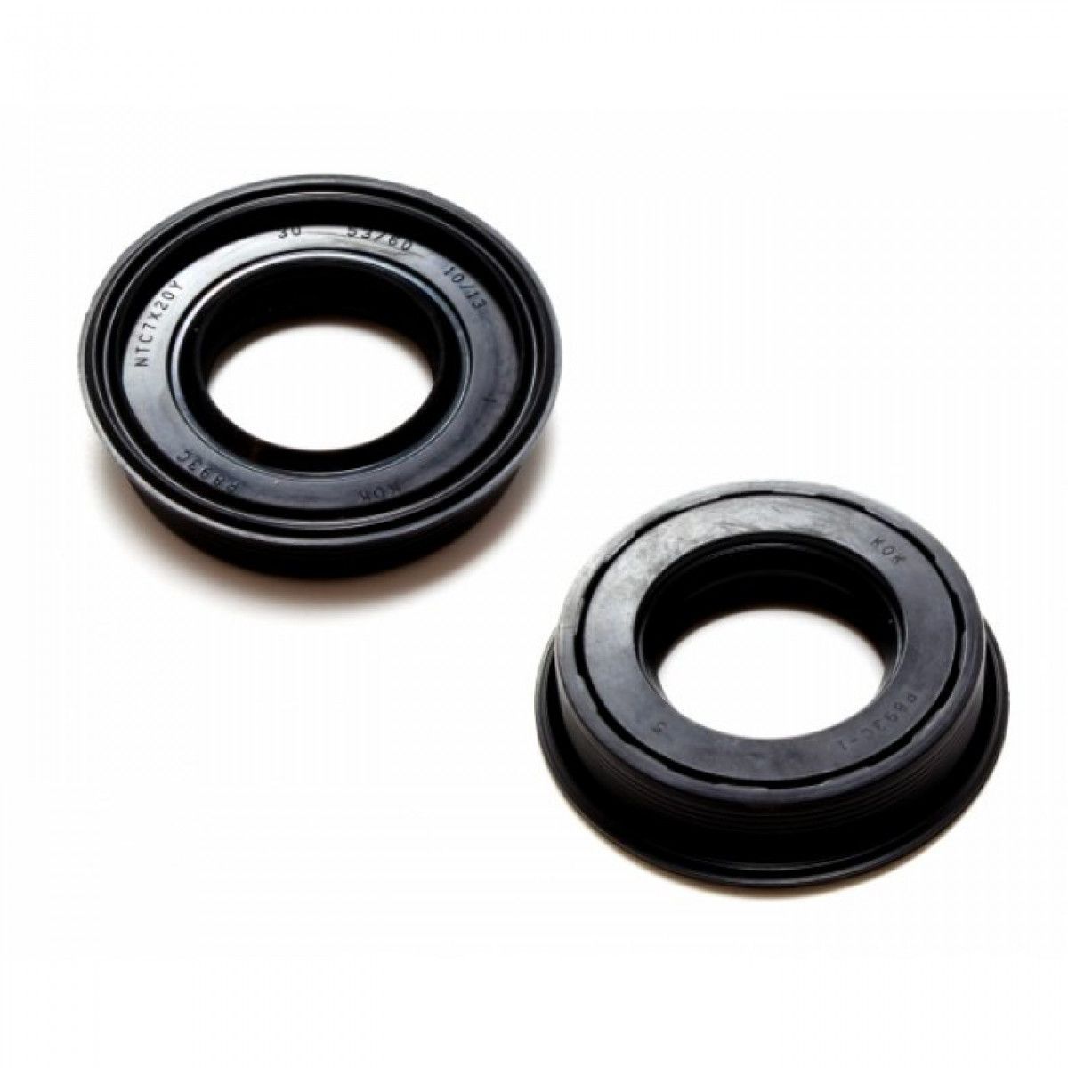 Сальник с тремя кромками. Amaando сальник 65x80x10 (tc). Чем отличаются сальники. Чертеж армированной манжеты с пыльником 47х25х6. Сальник в виде манжеты.