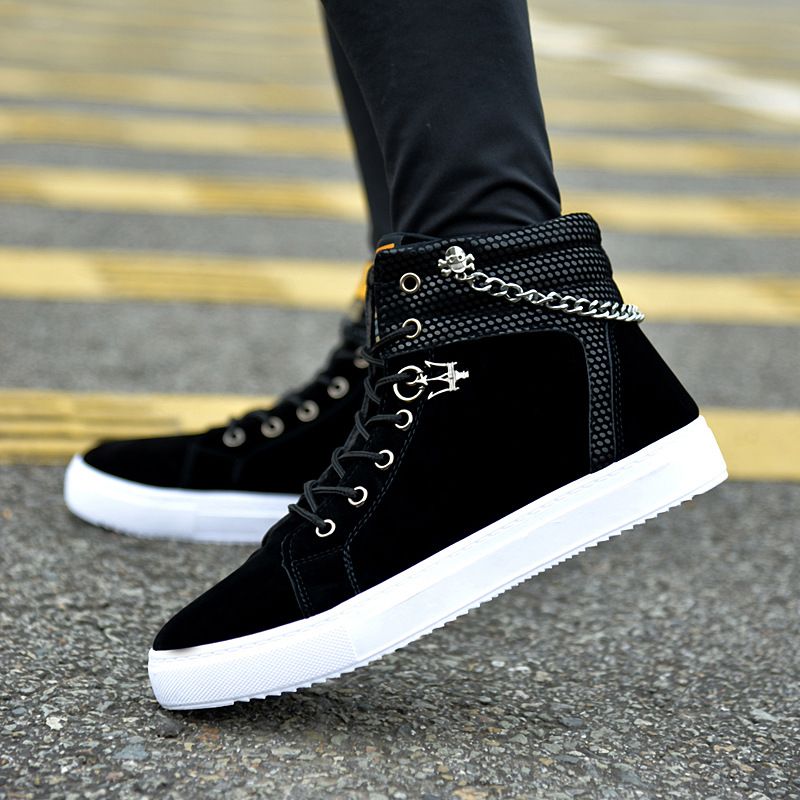 High top sneakers. High Top Fashion Sneakers мужские. Модные высокие кроссовки мужские. Кеды сникерсы мужские. Модные мужские кроссовки и кеды.