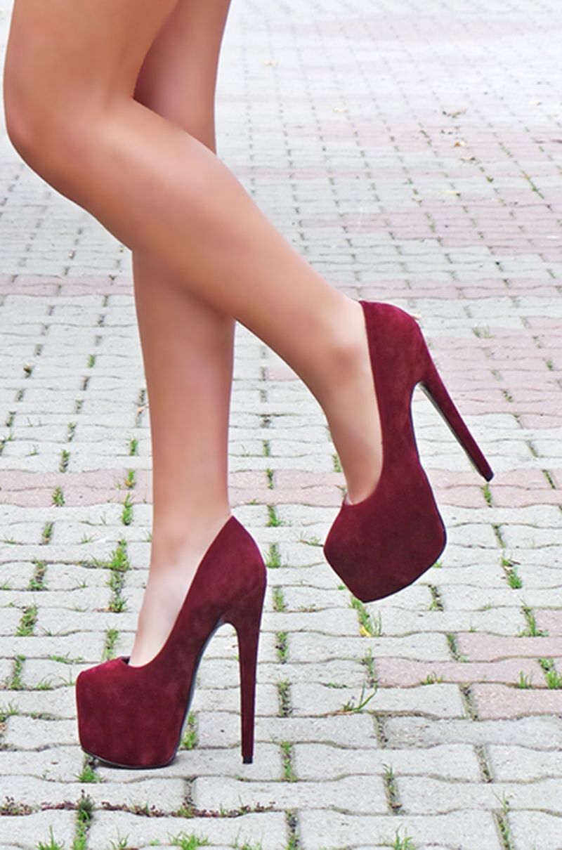 Туфли бордовые женские на каблуке