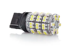 Автомобильная светодиодная лампа W21W (7440, T20). Обычно применяется для замены лампы накаливания аналогичного типа в поворотниках, стоп-сигналах  ...
