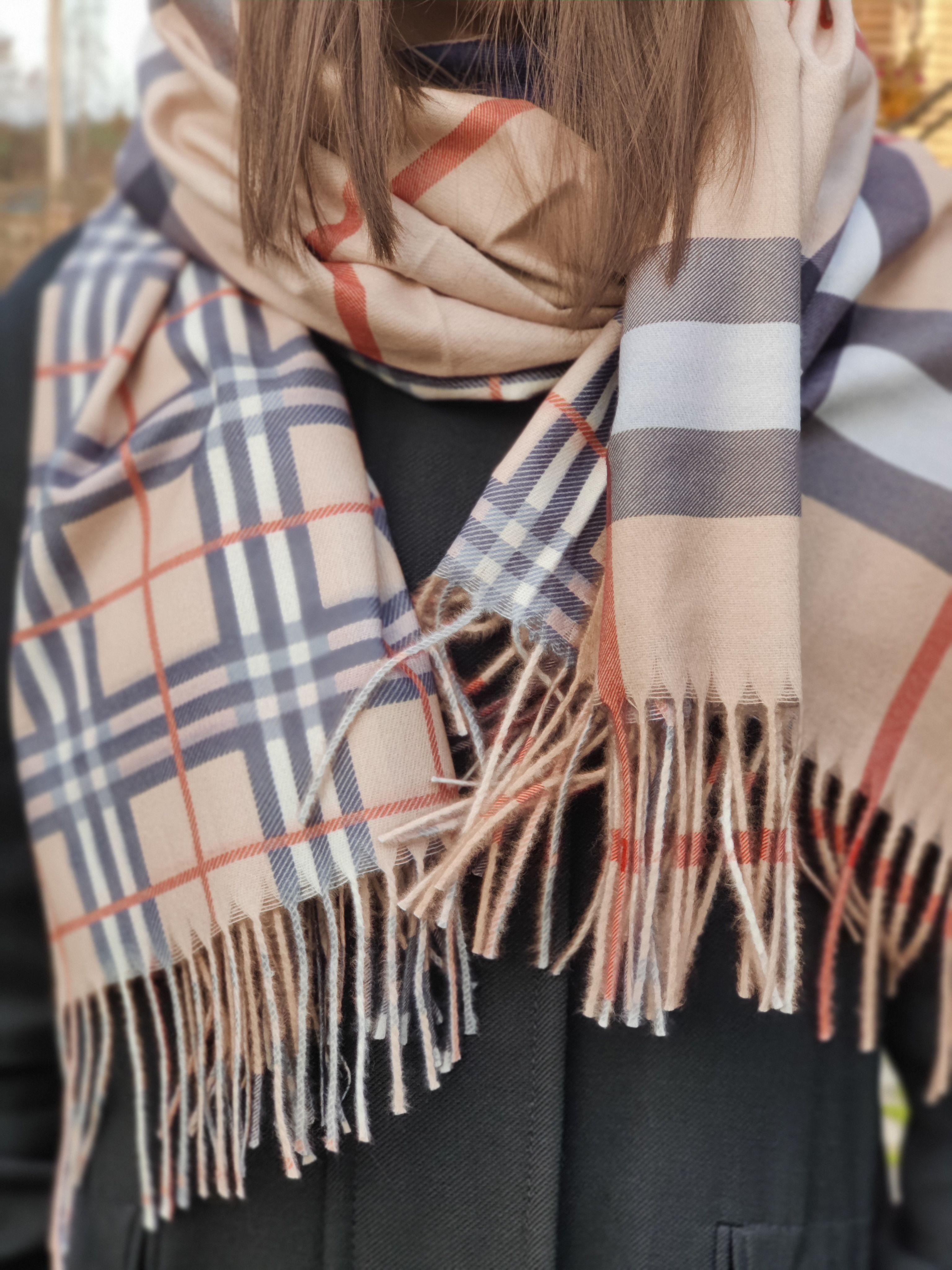 Кашемировый шарф. Cashmere Scarf платок. Шарф кашемировый. Кашемировый шарф женский. Монгольские кашемировые шарфы.