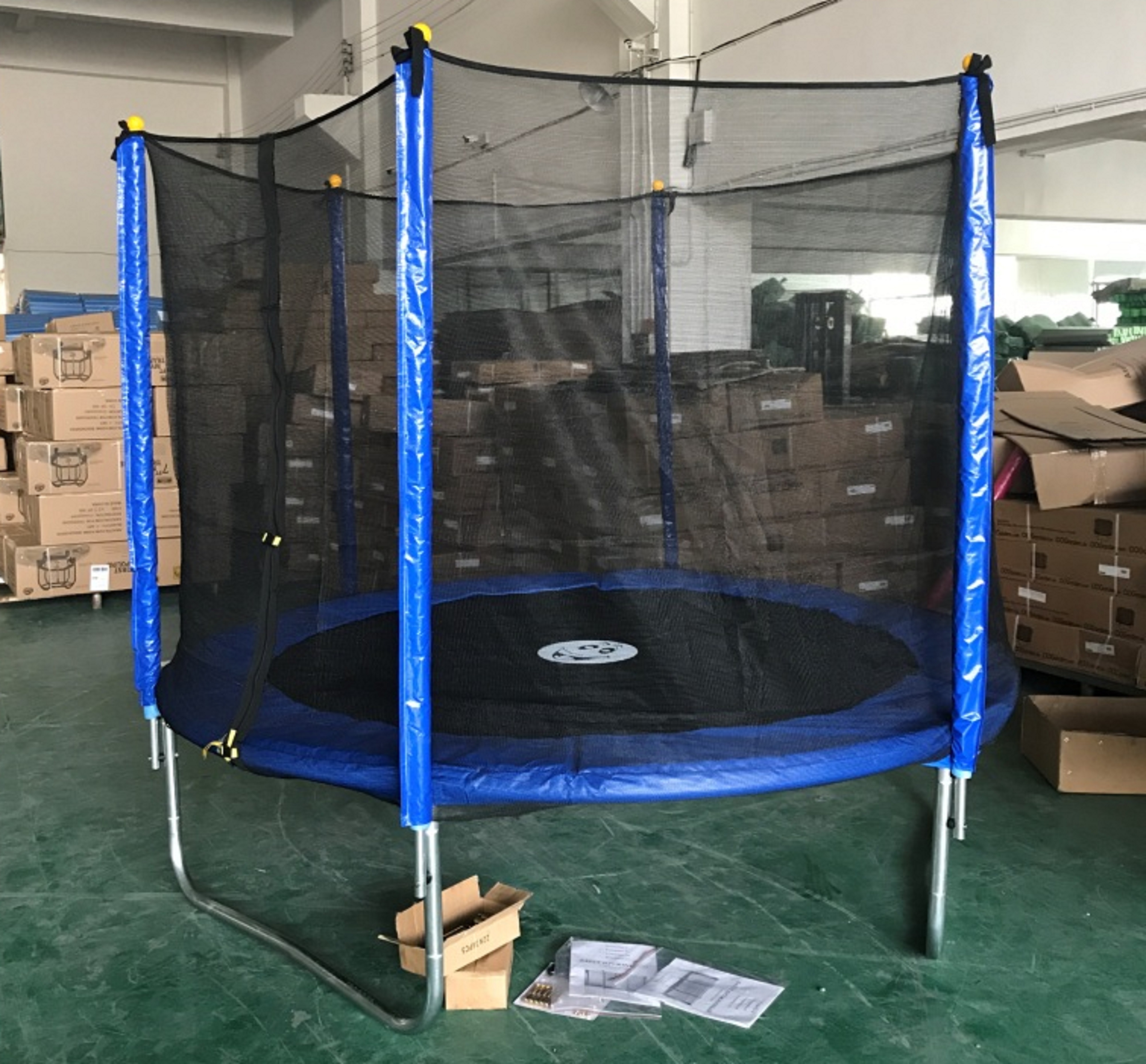 Батут с сеткой 244 см. Батут Trampoline 8ft. Батут пружинный 244см. Пружинный батут 244 244 216. Батут пружинный диаметр 244см.