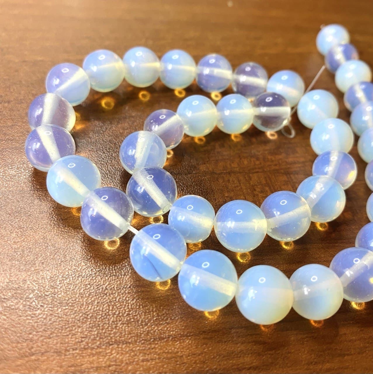 Бусы турмалин с лунным камнем. Лунный камень бусины. Лунный камень бусины 10 мм. Лунный камень бусины. Лунный камень бусины натуральные.