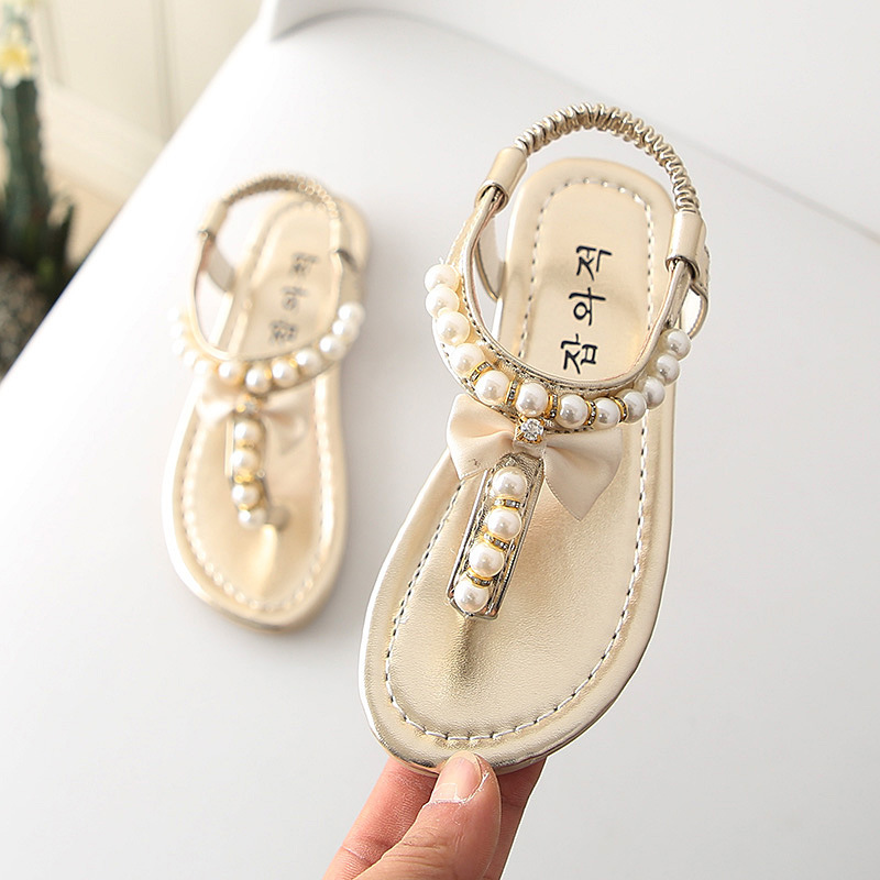 Валентино фф. Sandals for girls.