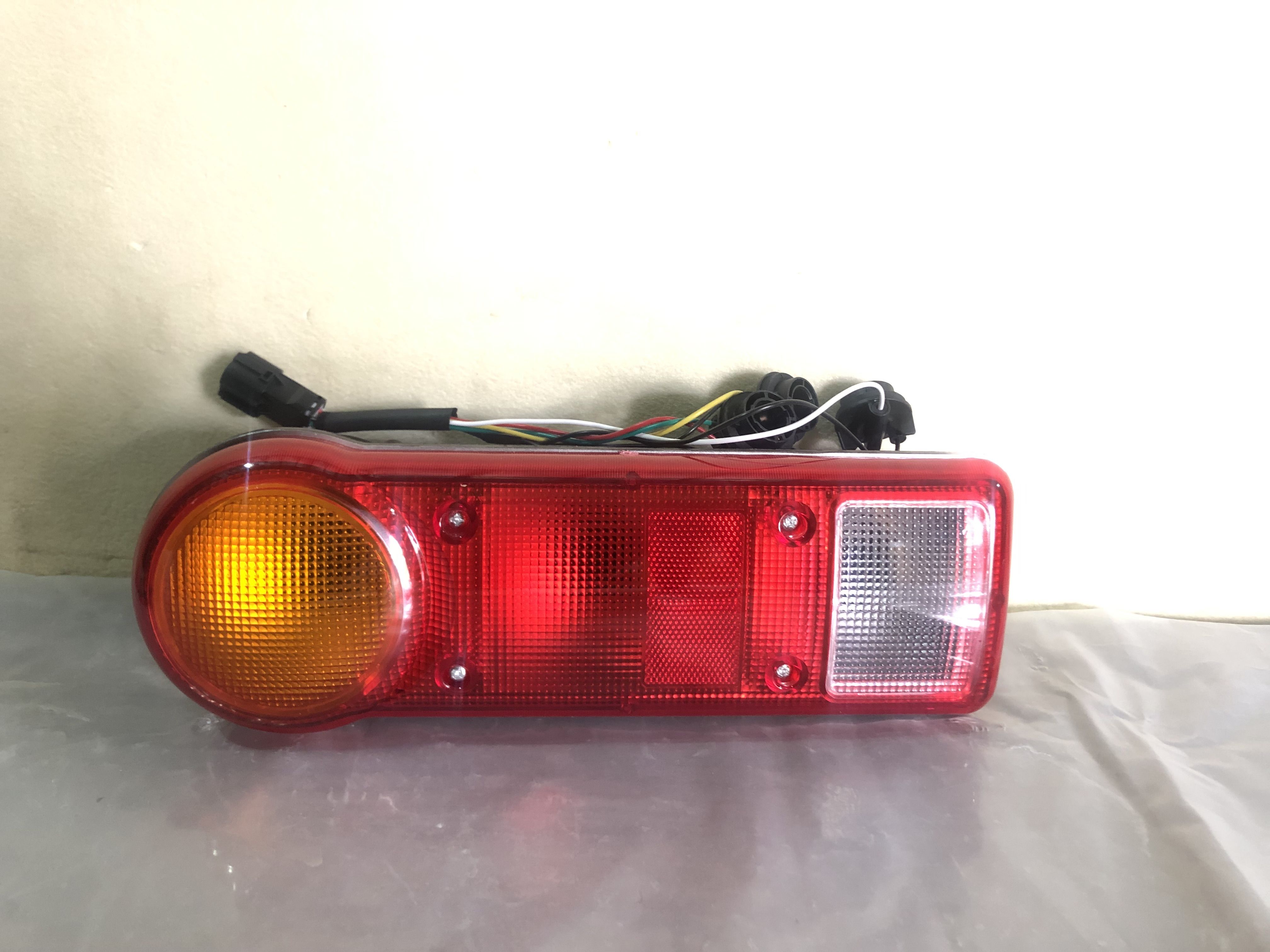 фонаря заднего винт 1243105309 porter портер. Depo 221-1903r-ue фонарь задний. задние фонари хендай портер 1. стекло фонаря портер. рассеиватель заднего фонаря портер 1.