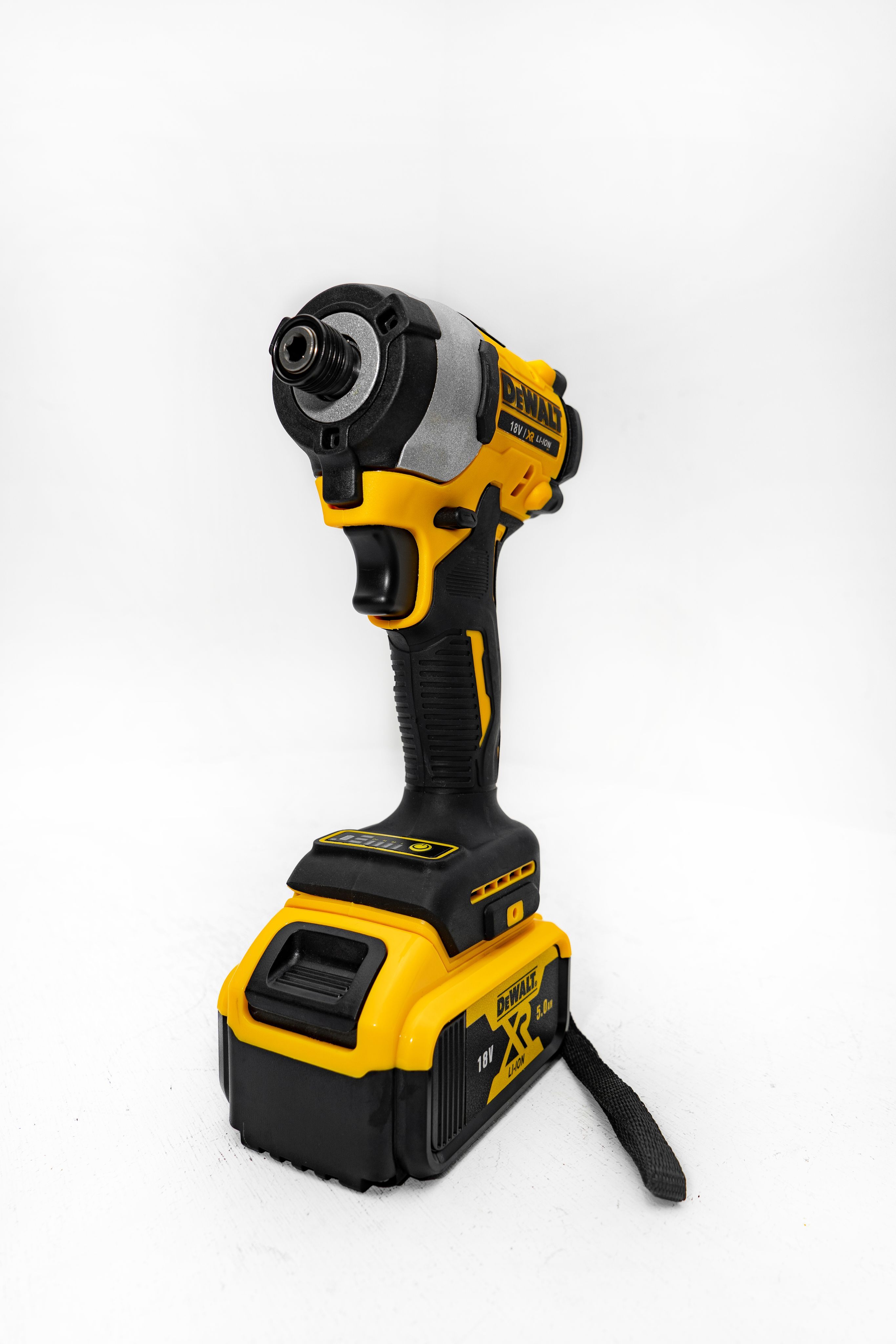 Винтоверт Аккумуляторный Dewalt 18v Купить