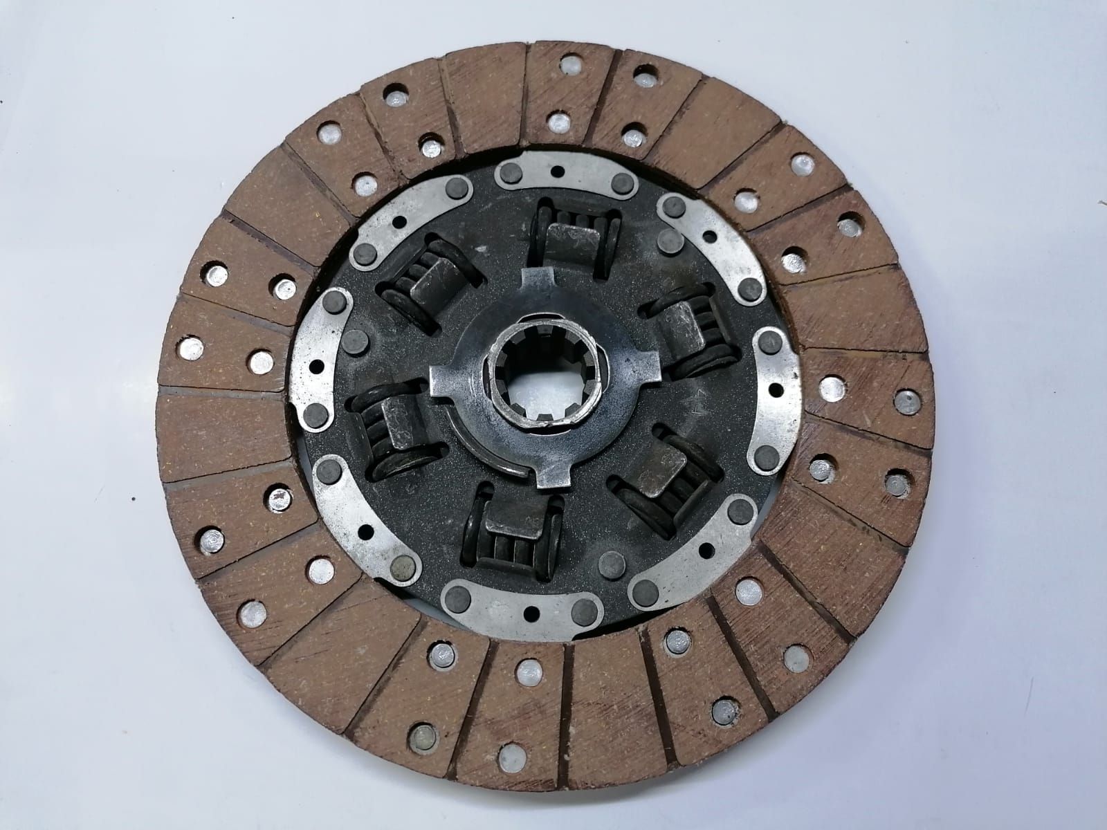 Диск сцепления газель 402 двигатель. Диск сцепления волга газ 402. Диск сцепления волга 402 двигатель. Диск сцепления волга газ 402. 402-1601130.