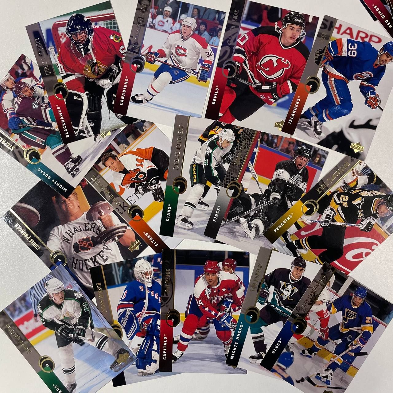 Коллекционные карточки НХЛ / Upper Deck 1994 / 15 карт хоккей NHL (набор  №1) - купить с доставкой по выгодным ценам в интернет-магазине OZON  (1271921815)