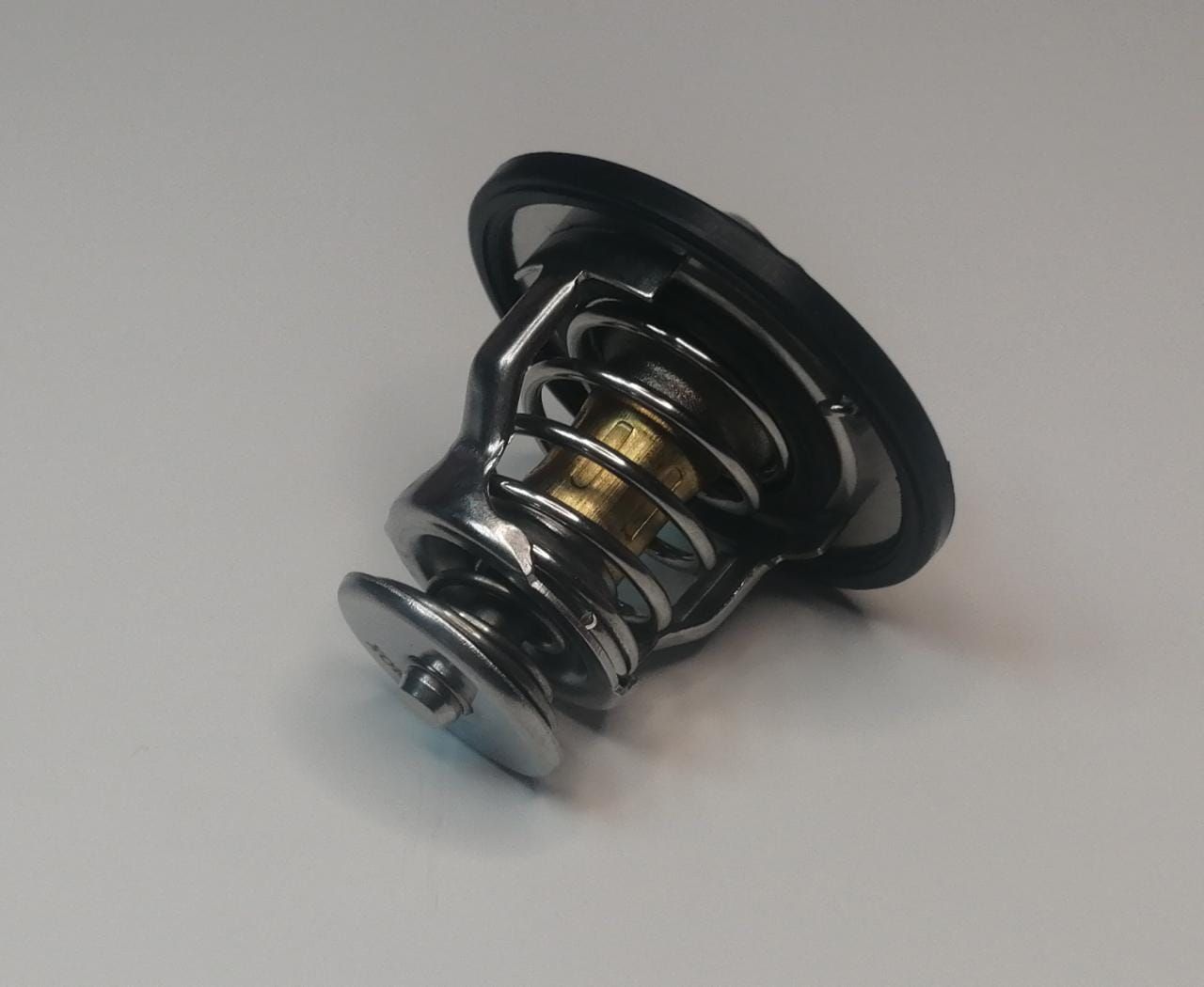 Термостат вортекс эстина 2. Чери индис термостат. Термостат чери тигго т11 1. Вортекс термостат. Термостат chery qq6.