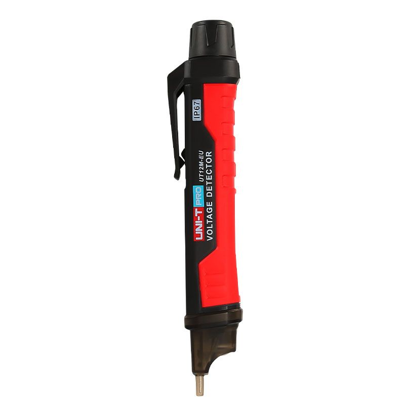 Voltage detector