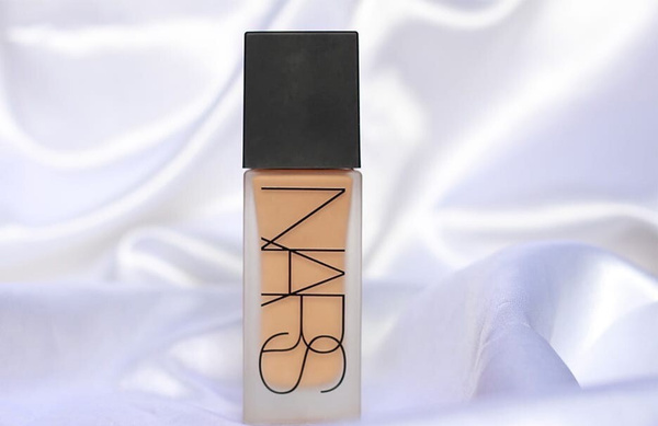 Крем тональный NARS Natural Radiant №02 - купить с доставкой по ...