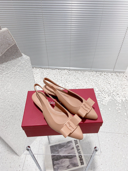 Туфли Salvatore Ferragamo - купить с доставкой по выгодным ценам в ...