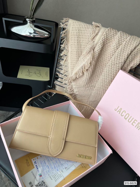 Сумка на плечо багет JACQUEMUS 2023 - купить с доставкой по выгодным ...