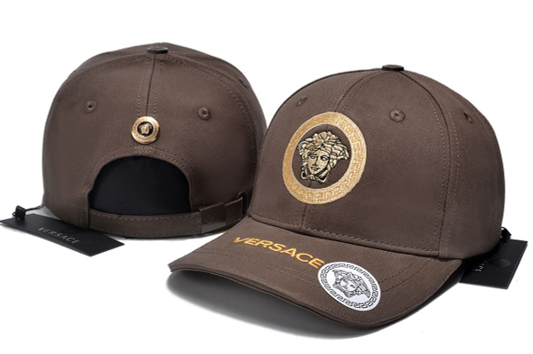Бейсболка Versace - купить с доставкой по выгодным ценам в интернет ...