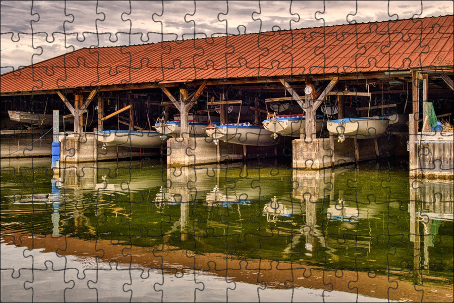 Норвегия tyin tegnestue. Хозблок для лодки. Пирс и лодочный сарай старые. Лодочный сарай. Сарай лодка сарай.