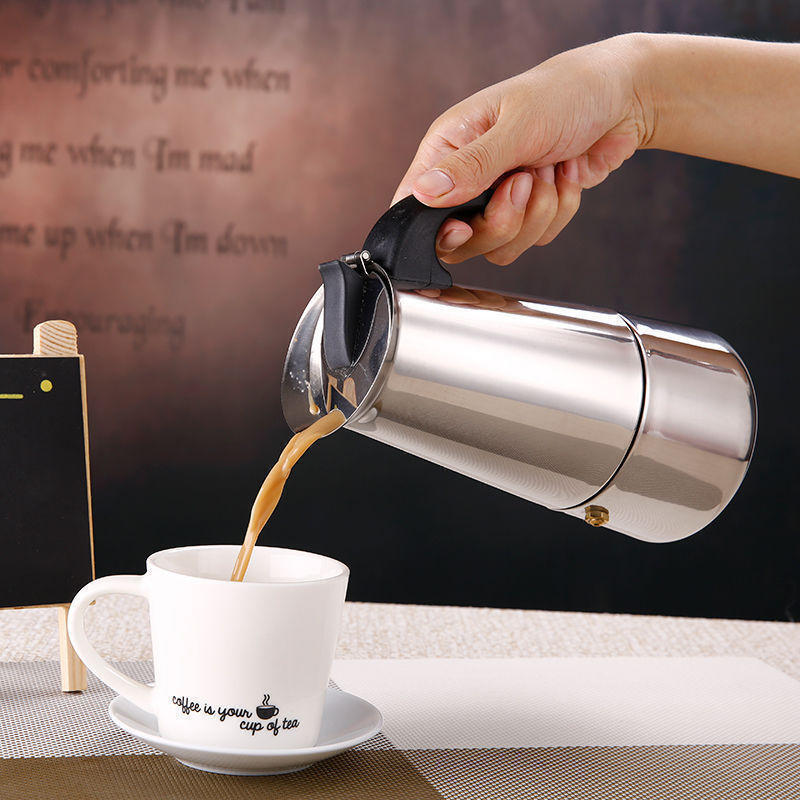 Прибор для эспрессо. Гейзерная кофеварка эспрессо макер. Espresso maker кофеварка гейзерная. Кофемашина Espresso Coffee maker. Espresso maker кофеварка гейзерная Moka Coffee Pot.
