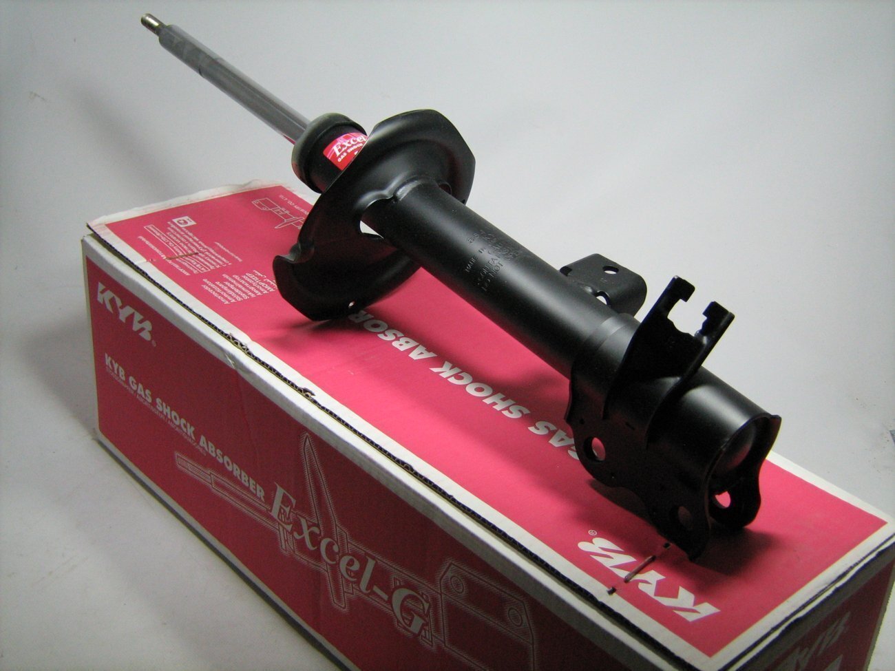 додж калибр 2008 амортизатор. амортизатор kyb арт. ставропольский край бу амортизаторы задние на ттр 250 400. сойка задняя nissan x-trail t30. амортизаторы x trail t30.