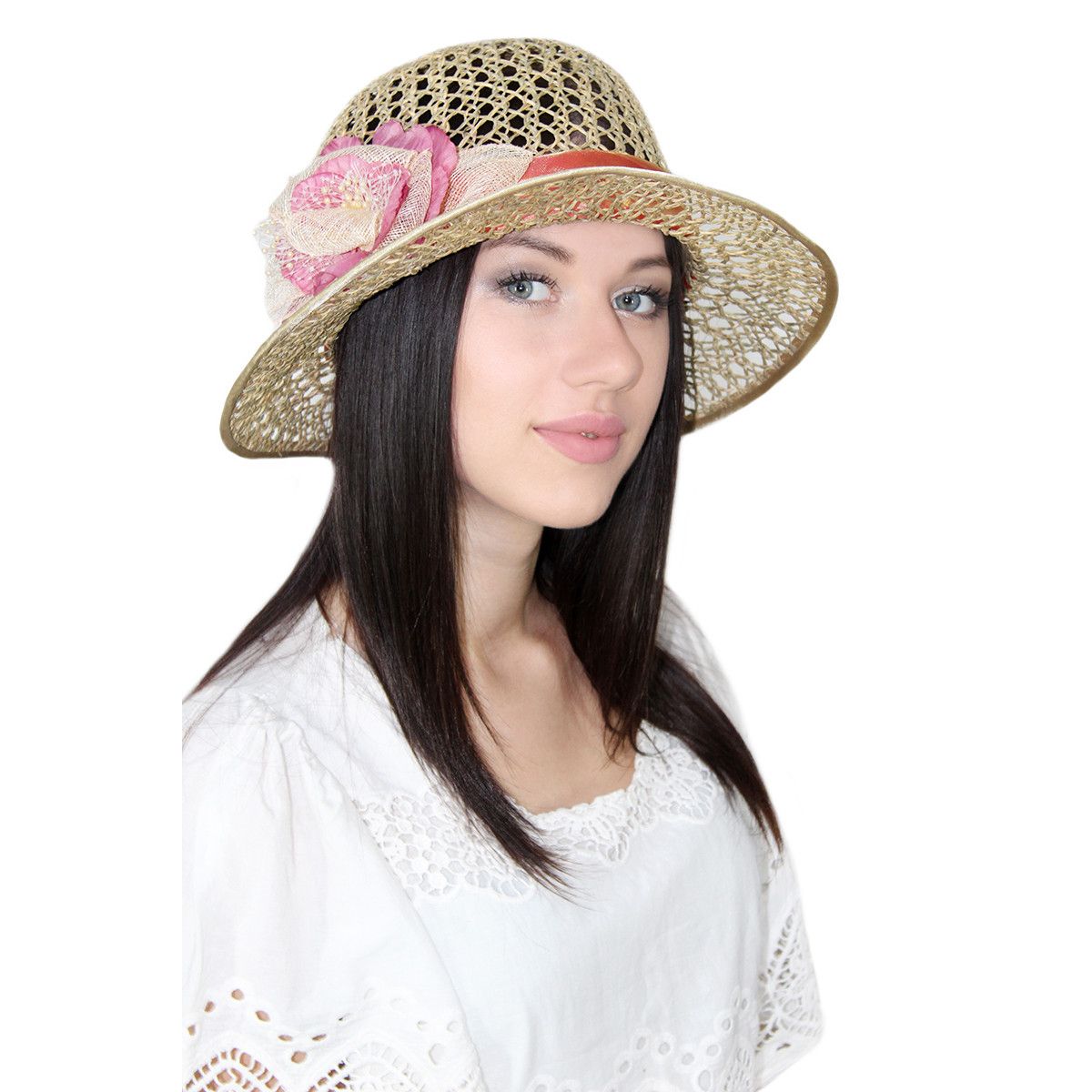 Летние головные уборы купить. Шляпа женская летняя соломенная. Фасон шляпы летняя женская. Шляпа летняя женская рисовая. Шляпы летние женские из соломки.
