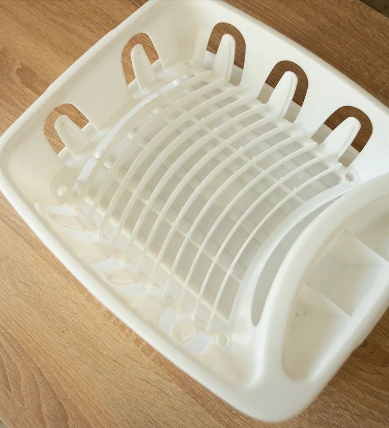 Поддоны для сушки посуды купить. Сушилка для посуды домашняя с23000 Полимербыт 4323000. Сушилка для посуды пластиковая с поддоном. Сушилка для посуды настольная с поддоном пластик. Поддон для сушки посуды.