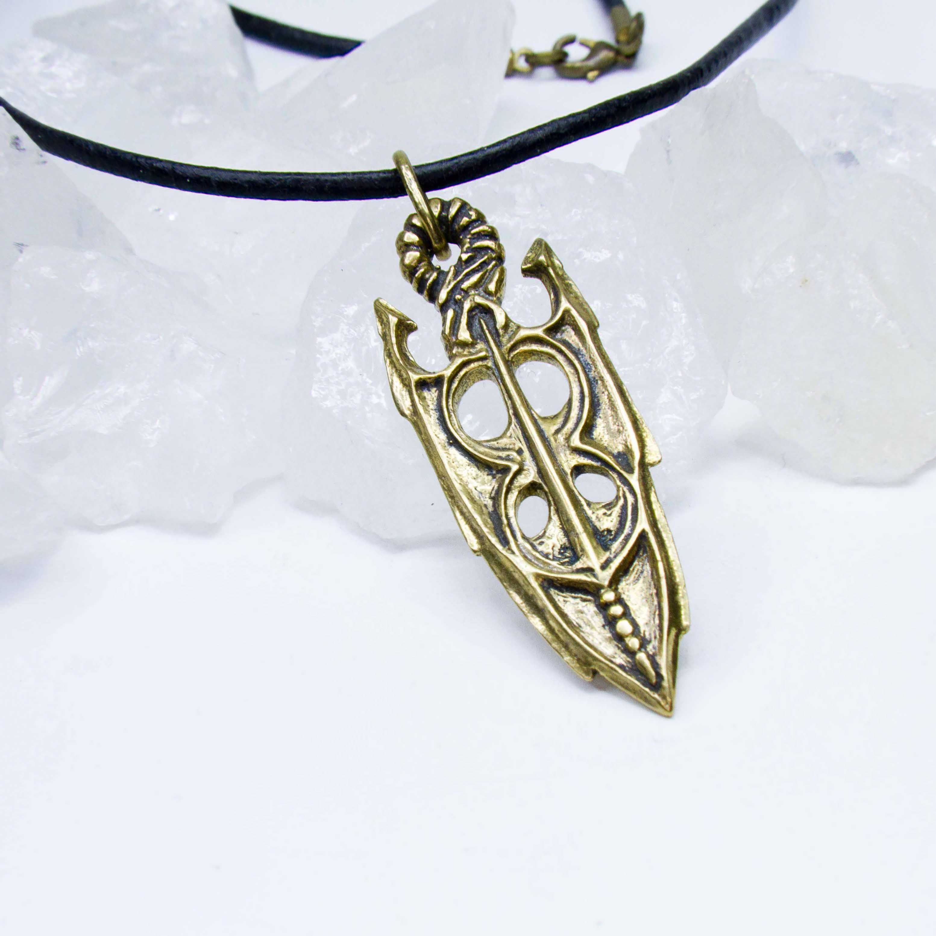 Кулон акатоша. Кулон акатоша. Амулеты скайрим. Амулет акатоша. Амулет акатоша.