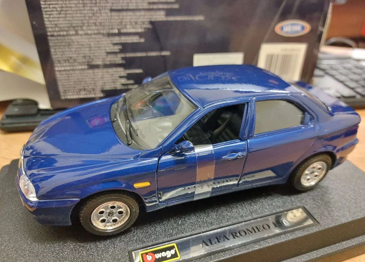 Alfa Romeo 156 металлическая модель 1:24 Bburago 18-22013 - купить с  доставкой по выгодным ценам в интернет-магазине OZON (814771048)