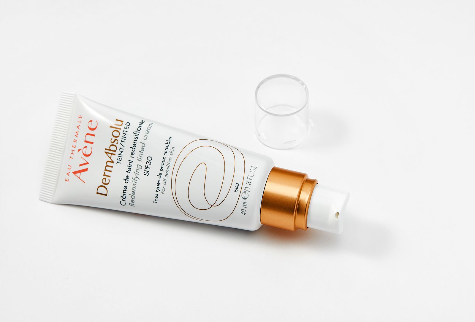 Avene с тонирующим эффектом. Крем Avene Dermabsolu. Belita Premium крем-тинт для лица с тональным эффектом SPF 20 30мл. Авен дермабсолю крем для контура глаз обновляющий 15мл отзывы.