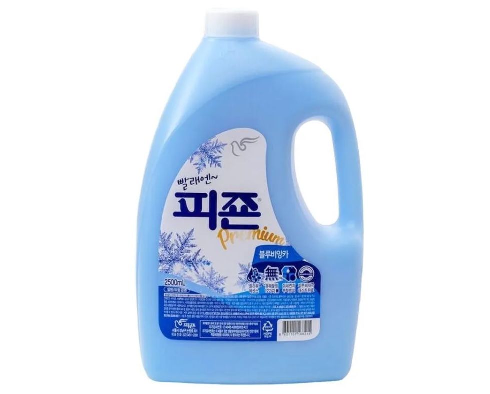 PIGEON Кондиционер для белья Regular Fabric Softener Blue, 2500мл