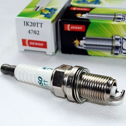 Свеча зажигания DENSO IK20TT, 4702 (Япония) иридий