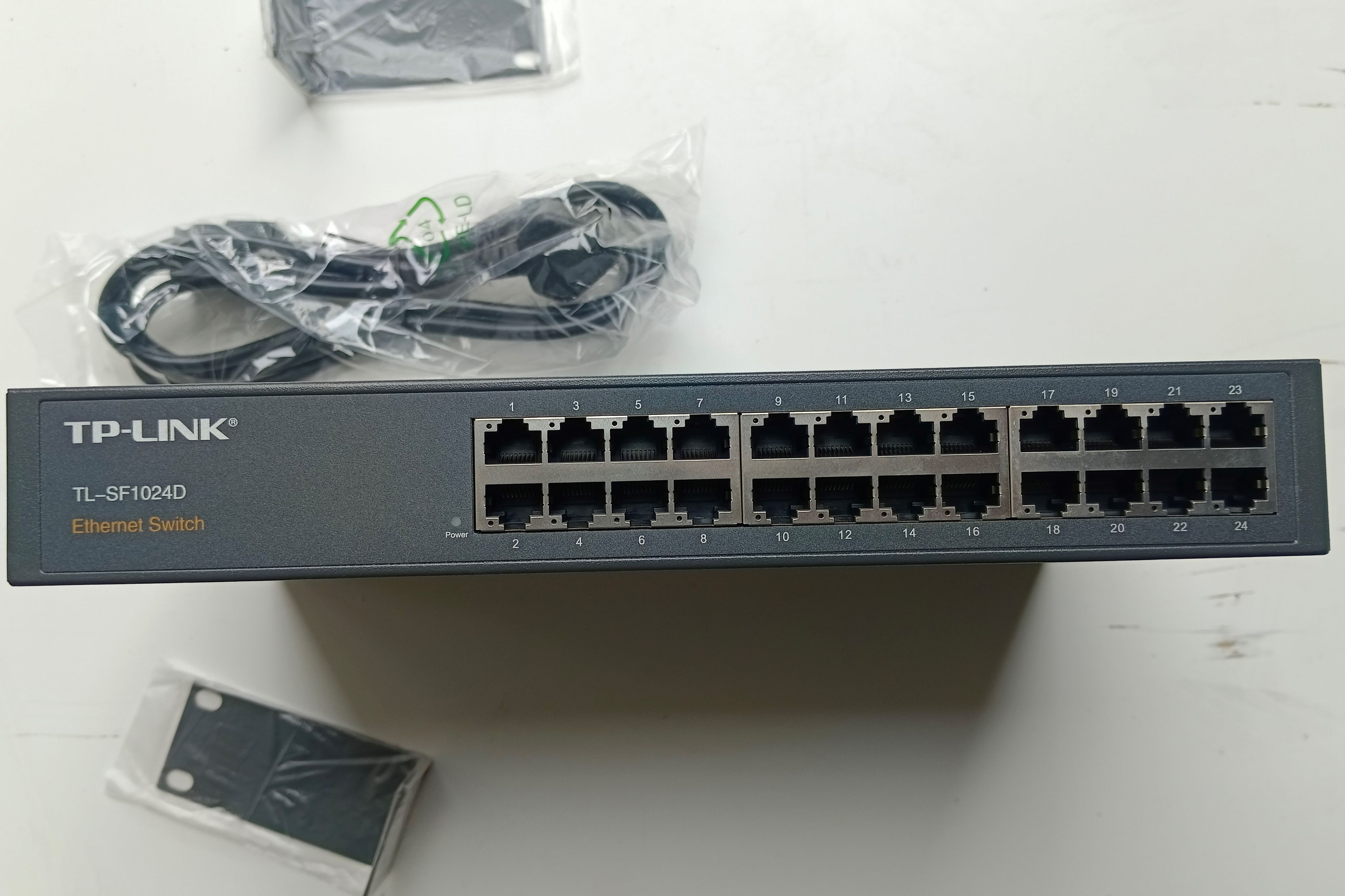 Коммутатор Tp-Link 8 Портов – купить в интернет-магазине OZON по низкой ...