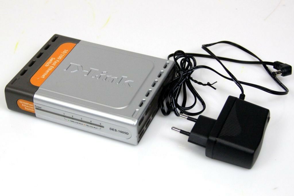 D link des 1005d. Коммутатор des-1005d. Switch d-link des-1005d. D link 1005d.