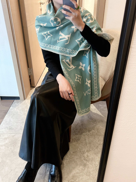 Палантин Louis Vuitton - купить с доставкой по выгодным ценам в ...