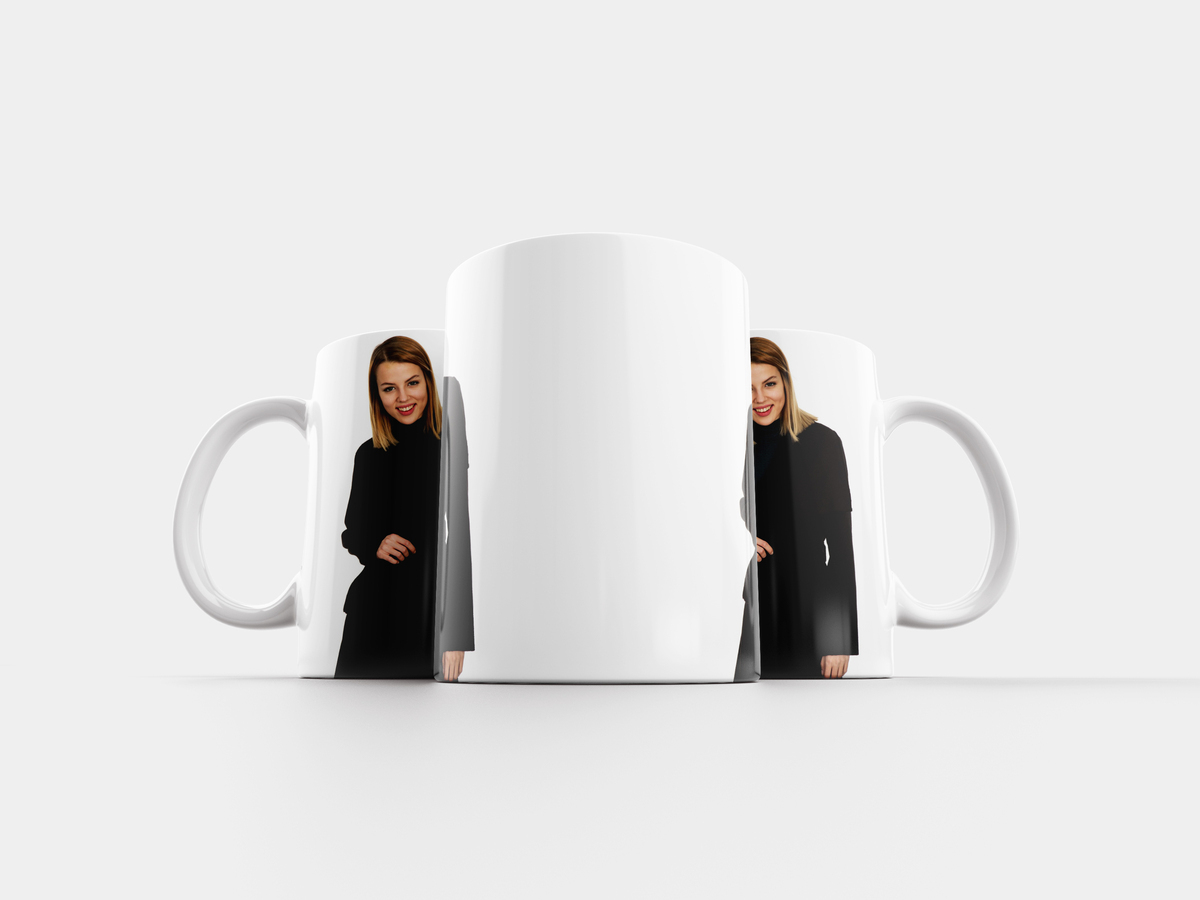 кружок моделей. пол чашки. поза с кружкой. кружок моделей. кружок моделей.