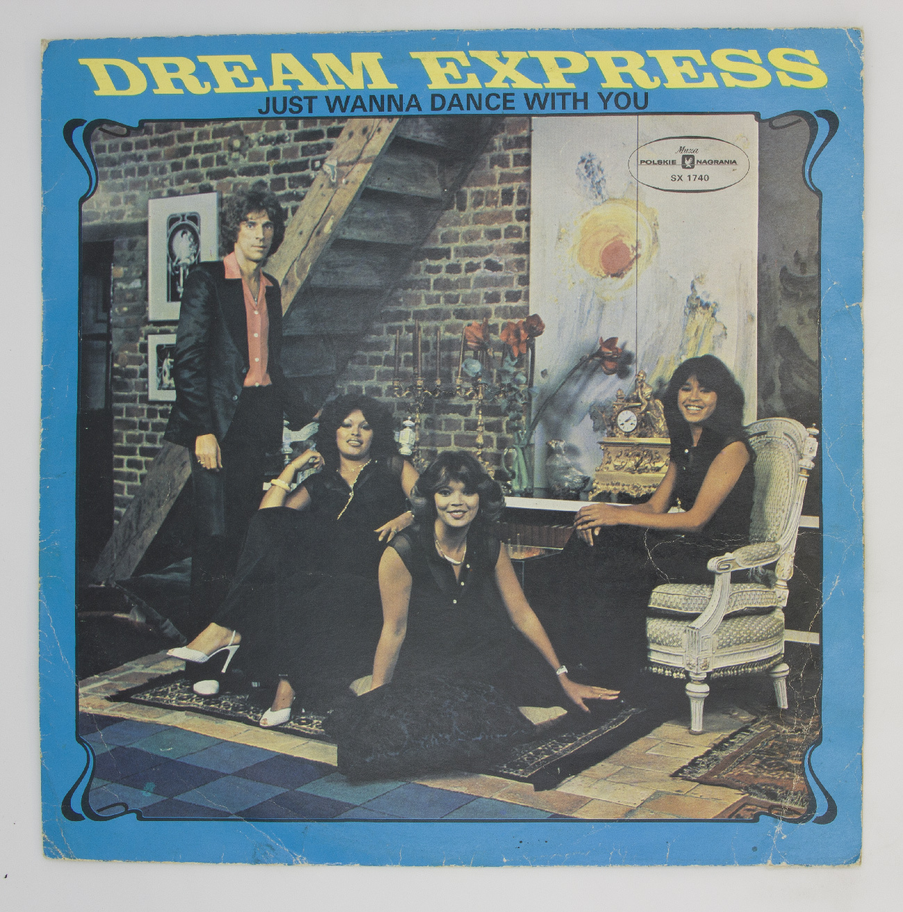 Фирм экспресс. Dat power load board. Node js express. Юмор fm 104 2. Русский экспресс туроператор логотип.