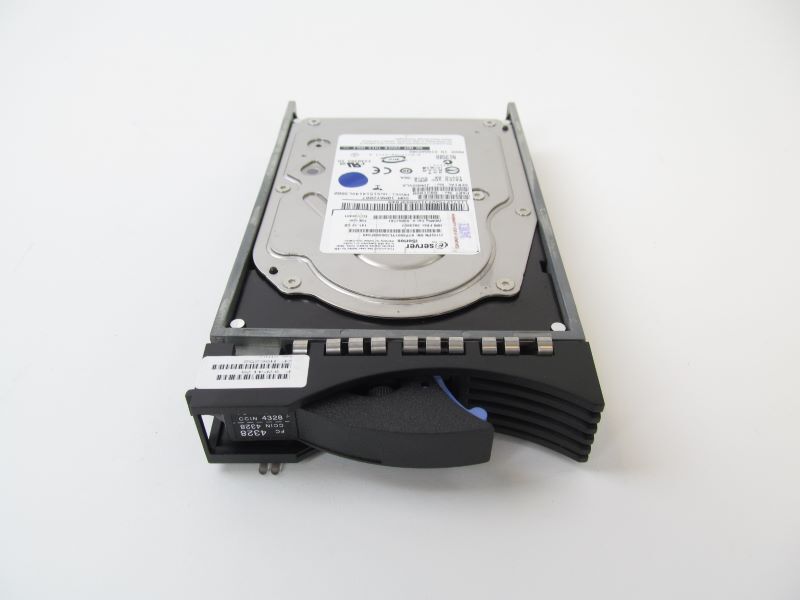 Scsi disk ven. Интерфейс SCSI HDD. Первый жесткий диск IBM. GB-141. IBM 26k4768.