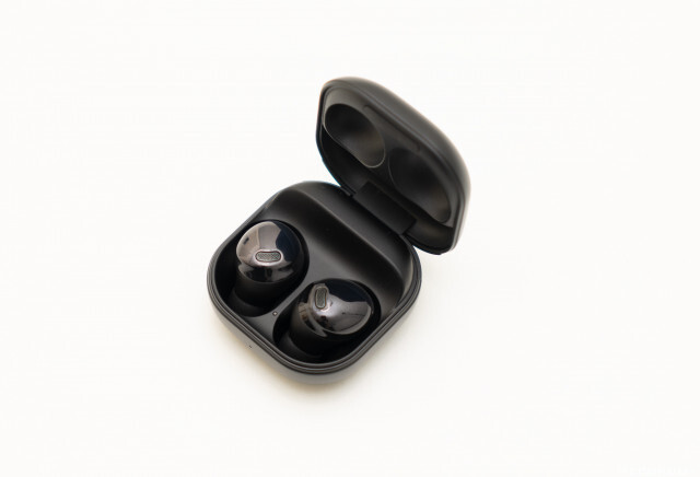 Galaxy buds pro. Galaxy Buds Pro 3. Galaxy Buds Pro серые. Samsung Buds 3 Pro. Galaxy Buds Pro амбушюры.