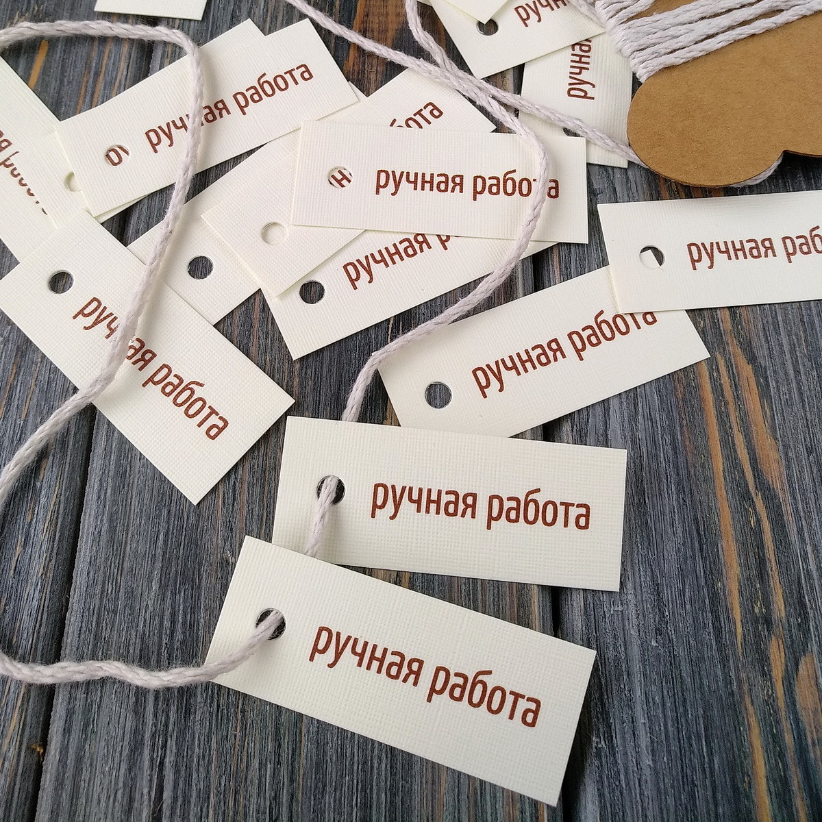 Характеристика бирка. Бирки для изделий ручной работы. Бирка для изделий ручной работы бижутерии. Бирка внимание.