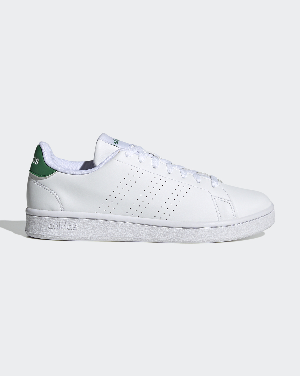 Adidas advantage 2024 suede sneaker