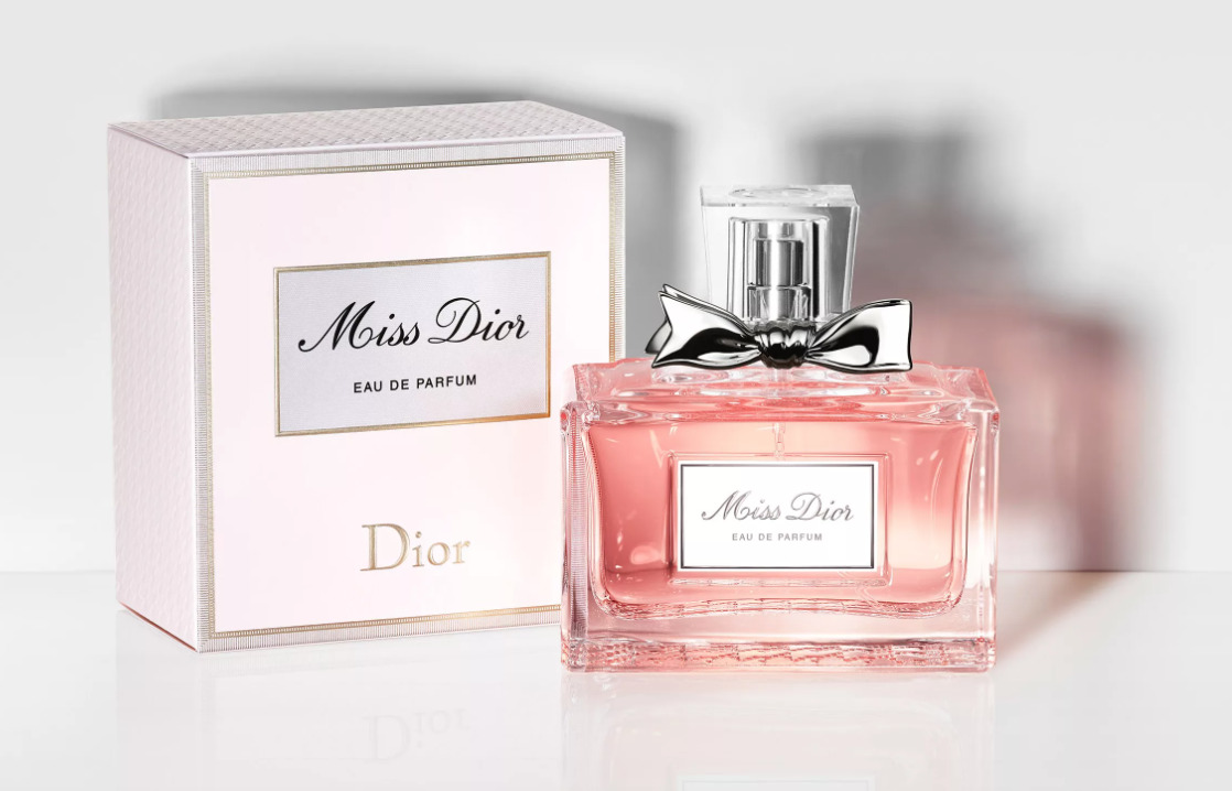 Miss dior парфюмерная вода. Miss Dior eu de Parfum. Dior Miss Dior EDP 50ml 2566932. Мисс диор 100 мл. Christian Dior (Premium) "Miss Dior Rose Essence" Eau de Parfum. 100 Ml..