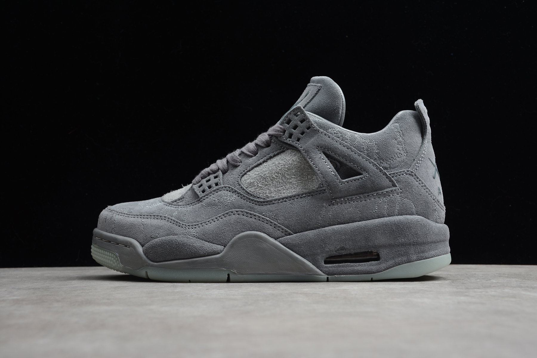 Jordan 4 gray