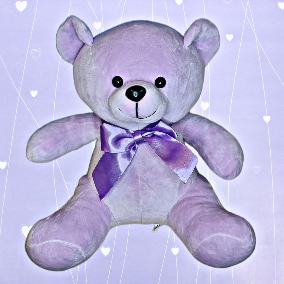 Фиолетовый мишки игру. Фиолетовый медведь. Игрушка медведь лиловый. Сиреневый мишка. Игрушка фиолетовый мишка.