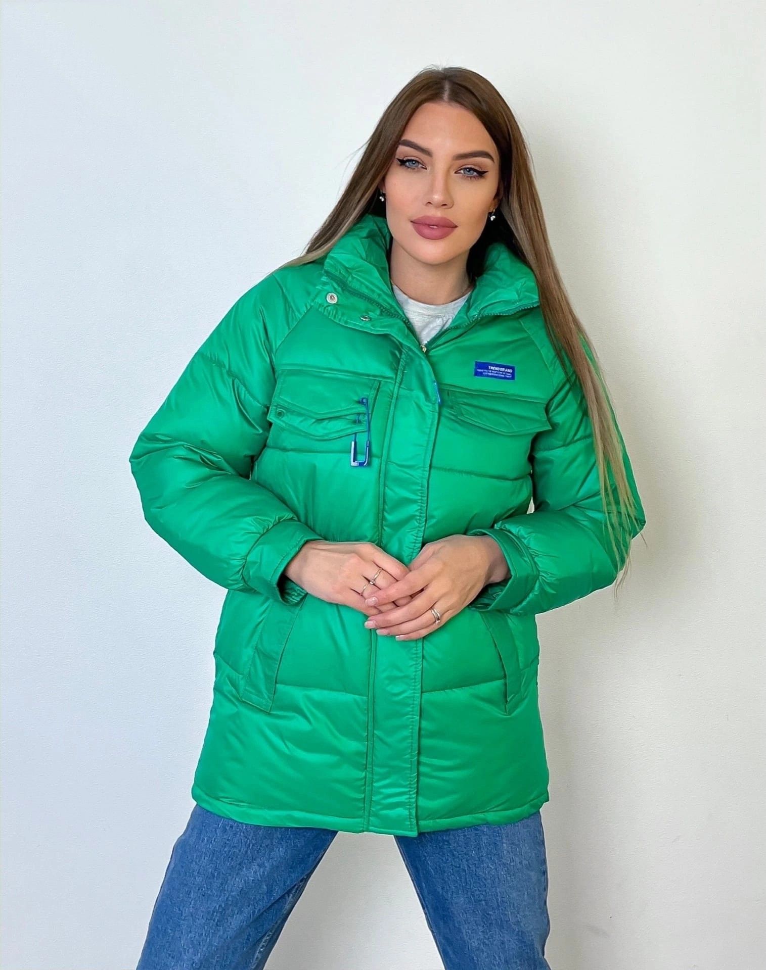 Куртки ижевск женские зимние. Куртка женская ohara с бусинками. Кировские куртки женские. Красный пуховик с мехом. Куртки ижевск женские зимние.